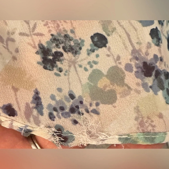 LC Lauren Conrad Women’s Blue Floral Sheer Blouse Size XL - Picture 8 of 8